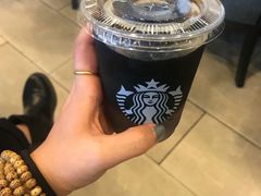 黑咖啡-星巴克(高雄小港国际机场店)