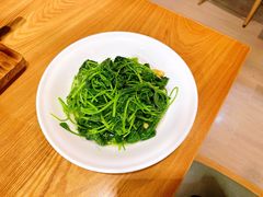 -董厨煨汤馆(车站路店)