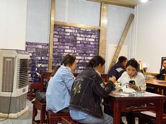 -牛一嘴·兰州牛肉面·大盘鸡(财富中心店)