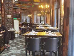 大堂-爱啤精酿·民谣酒馆(滨江店)