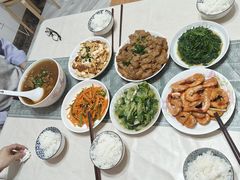 -乐禧母婴全自营月嫂(宝山店)