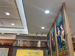 -花馬肆.云南过桥米线(汉神购物广场现场熬汤店)