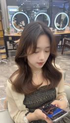 -藤野造型烫染·漂发