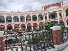 -佛罗伦萨小镇广佛名品奥特莱斯(疏港路店)