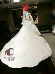 -VV新娘婚纱礼服体验馆