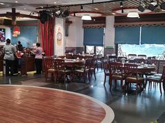 -小天鹅火锅·一线江景洪鼎旗舰店(洪崖洞店)