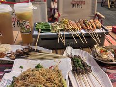 -蚝蚝先生·广式烧烤(信天广场店)