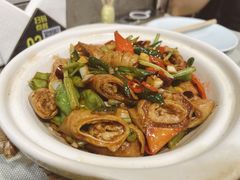 沙窝葱头烧肥肠-渔娘渔家丹东海鲜(东直门店)