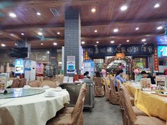 大堂-鹏城人家海鲜酒家·23年老字号(较场尾店)