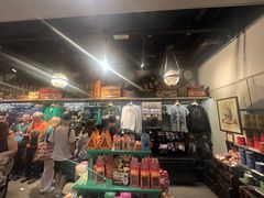 -九又四分之三站台哈利波特商店