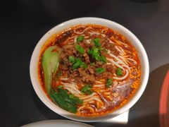 -麻六记(凤凰汇店)