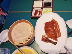 -逸馥荟(人广来福士店)