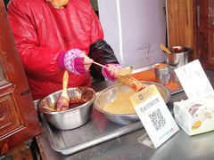 -玛马艾脆皮水磨年糕(湖北路87-89小区店)
