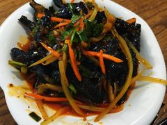 麻辣无骨鸡爪-三生小馆(亭知路店)