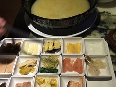 -蔼若春.传承三十年云南菜(金碧公园店)