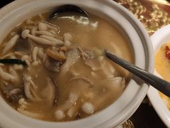 鸡汤锅香菌-缪氏川菜(深圳北站缤果空间店)