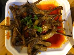 -二孃鸡爪爪(东郊记忆店)
