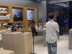 -DJI大疆(深圳华强北曼哈授权体验店)