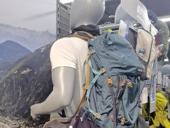 -迪卡侬(大英山店)