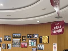 -雅悦齿科(顾村公园店)
