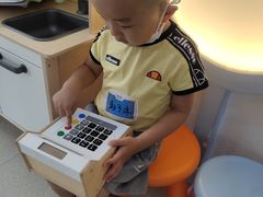 -极橙儿童齿科矫正中心(奥城店)