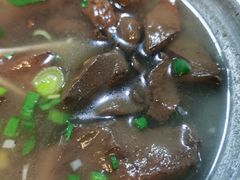 猪血汤&nbsp;4元-阿灶卤煮老店·姜母鸭(五店市总店)