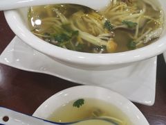 -老山记海城馅饼大酒店(振兴小区店)