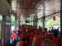 入口排队-将军关探险漂流