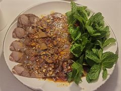 薄荷牛肉-沿途四季·云南菜·诗酒茶(蓝色港湾店)