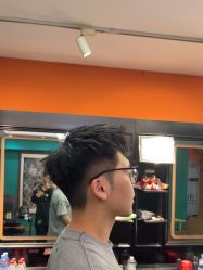 -鸿運 BARBER SHOP男士理发馆