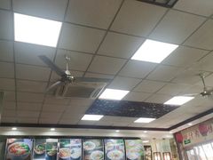 -东关吉祥西安腊汁肉夹馍(健德门店)