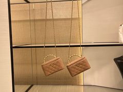 -CHANEL(戴高乐机场T 2E店)