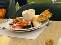 -亮马河饭店翠雅咖啡厅