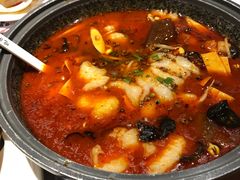 -渝是乎酸菜鱼(龙旗购物中心店)