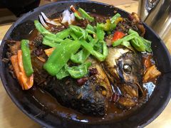 地锅大鱼头-华顺土菜馆(洪岗路店)