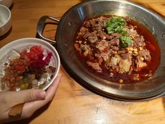 -大众跷脚牛肉馆·非遗传承单位(峨眉山店)