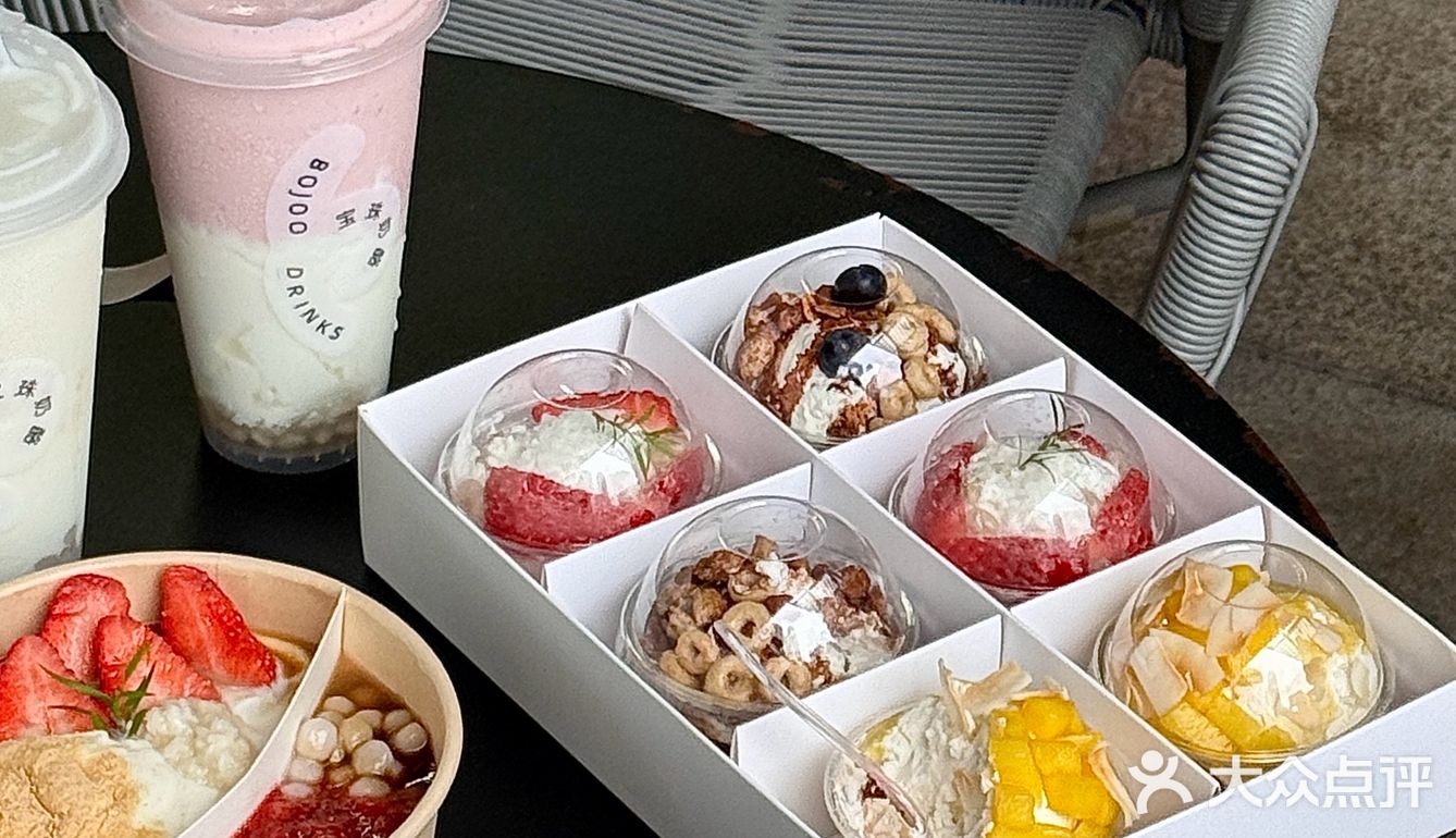 免费领到了干噎酸奶礼盒‼‼‼
