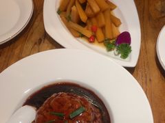 -苹果树下艺术餐厅(通州店)