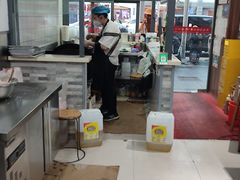 -黄阿姨锅贴大王(万航渡路店)