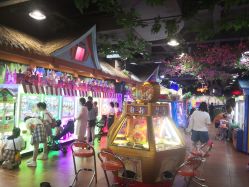 -菲菲羊乐园(临平银泰城店)