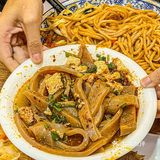 西安人都去给我吃‼️超大碗红油牛肉面