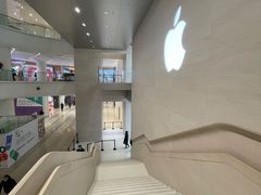 -Apple零售店(玄武湖店)