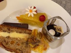 -东西风牛排馆周末烧烤自助(首都机场希尔顿店)