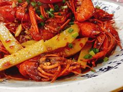 -小球滚滚湘菜馆·烤鱼·口味虾(太平街店)