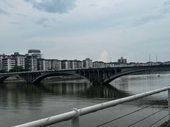 -市中心风采楼步行街