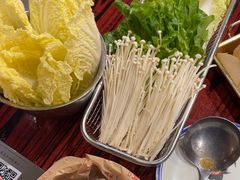 -沙胆彪炭炉牛杂煲(上海日月光广场店)