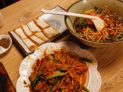-缘生态云南菜·野生菌庭院餐厅(华侨城店)