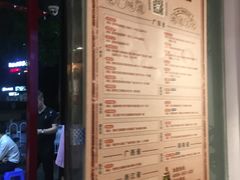 -芳村榕树头叹佬鸡煲(体育西店)