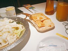 -小鱼小牛·鱼牛干锅·脆鱼火锅(世欧广场店)