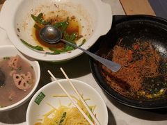 -绿草地·湘菜(酃湖师院店)
